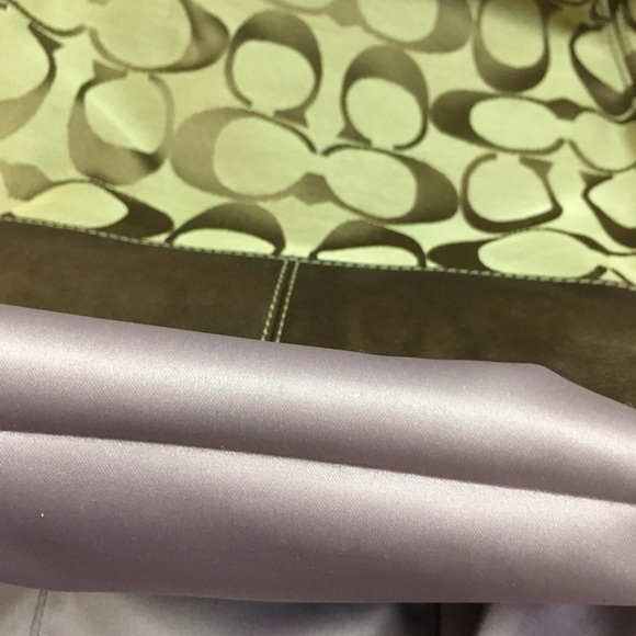 Authentic Coach Zoe Signature Hobo Bag - Picture 8 of 16